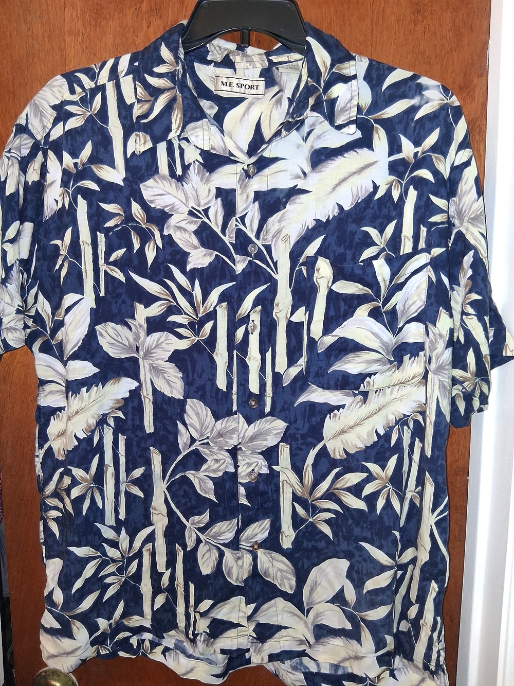 ME SPORT Men’s Navy Blue Tropical Print Short-Sleeve Button-Down Shirt